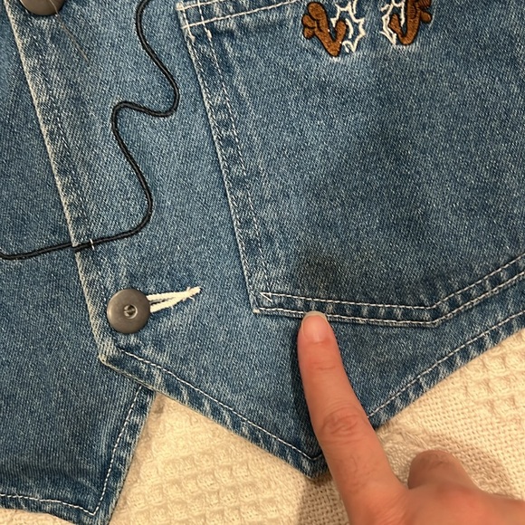 Vintage looney tunes jean vest - Picture 4 of 6